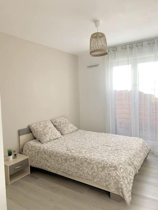 Grand F3 A 30Mn De Paris - Terrasse + Parking Prive Leilighet Saint-Ouen-l'Aumone Eksteriør bilde